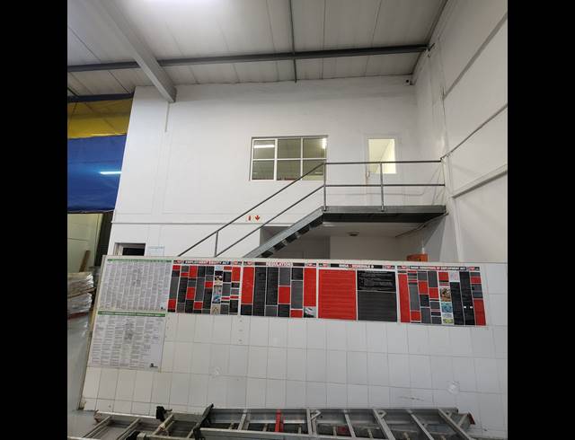 906M² WAREHOUSE TO LET IN GLEN ANIL